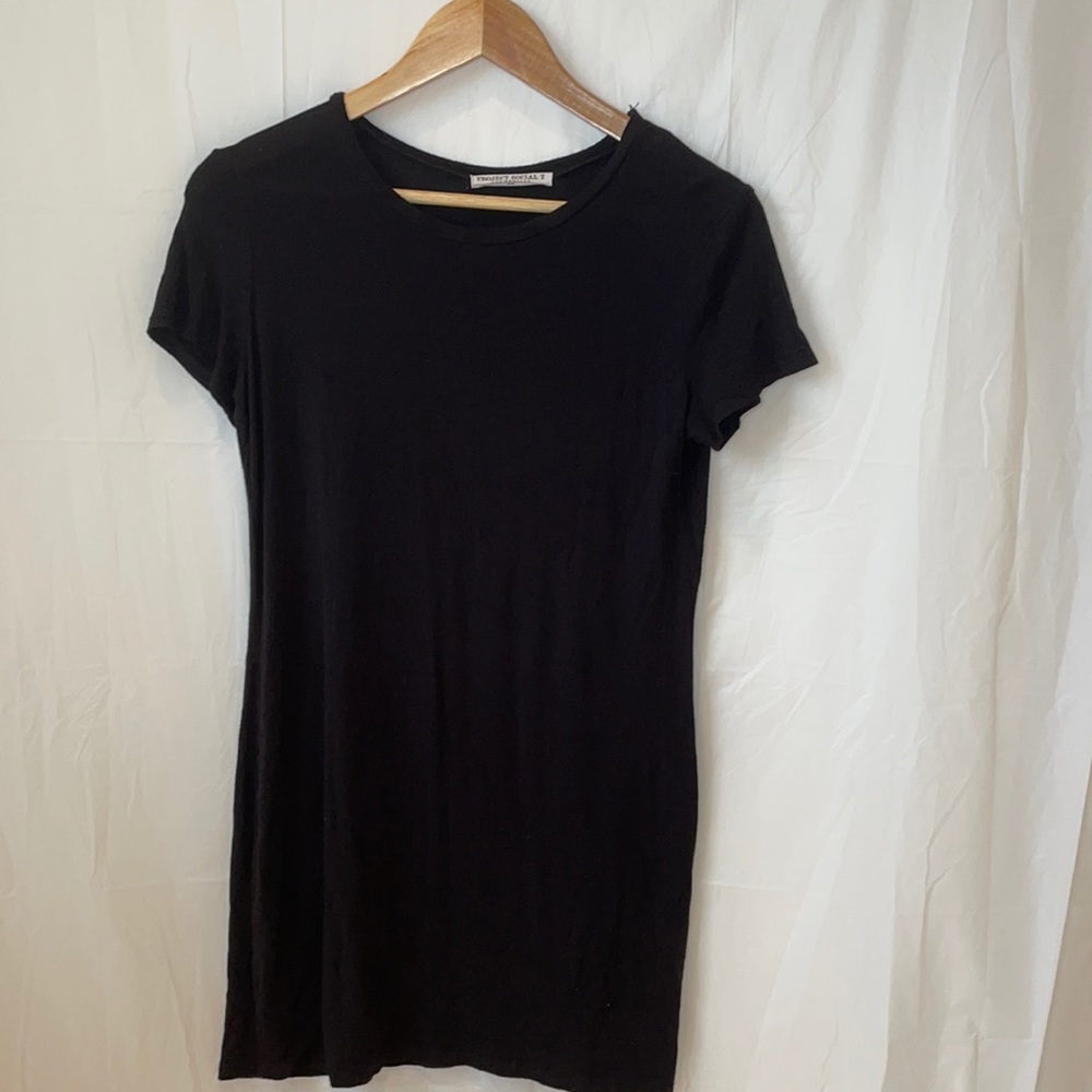 BLACK T SHIRT DRESS